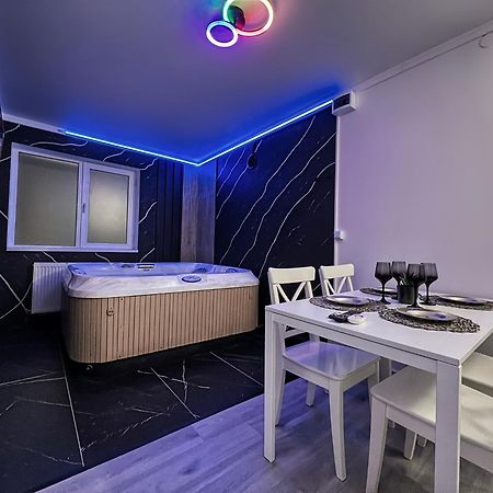 Luxor - Jacuzzi&Cozy Apartments Sibiu Exterior photo