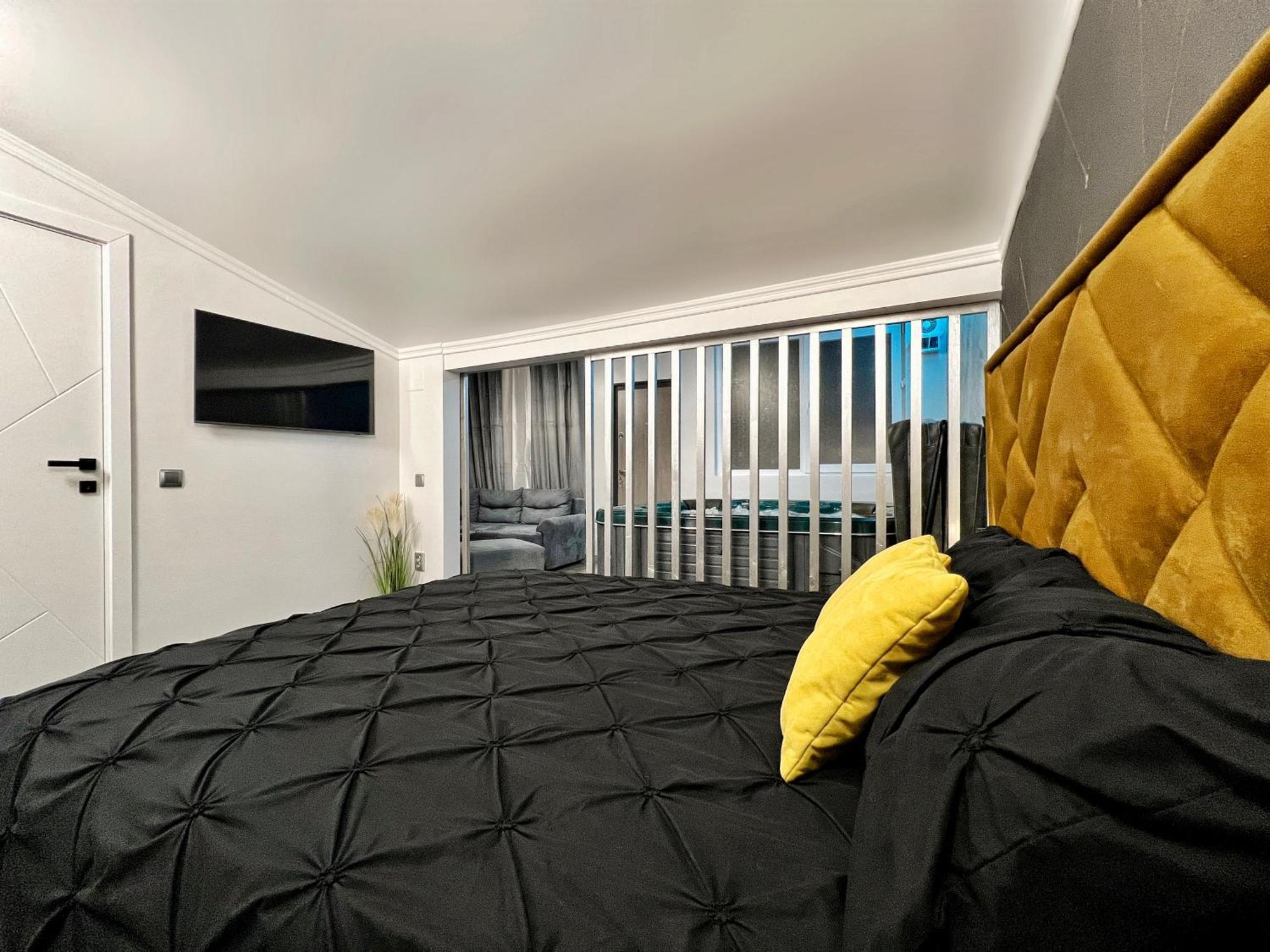 Luxor - Jacuzzi&Cozy Apartments Sibiu Exterior photo